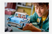 LEGO HARRY POTTER FORD ANGLIA VOLANTE INCANTATA