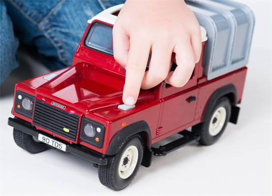 BRITAINS BIG FARM 1:16 LAND ROVER DEFENDER