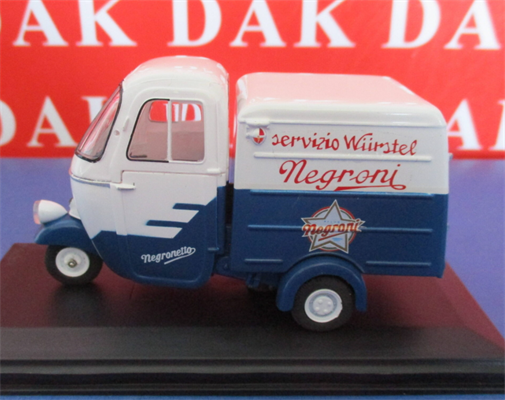 ITALERI C2 FURGONE PUBBLICITARIO 1960 SCALA 1:32